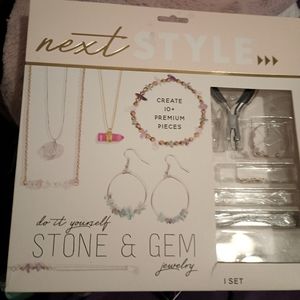 Jewelry making kit